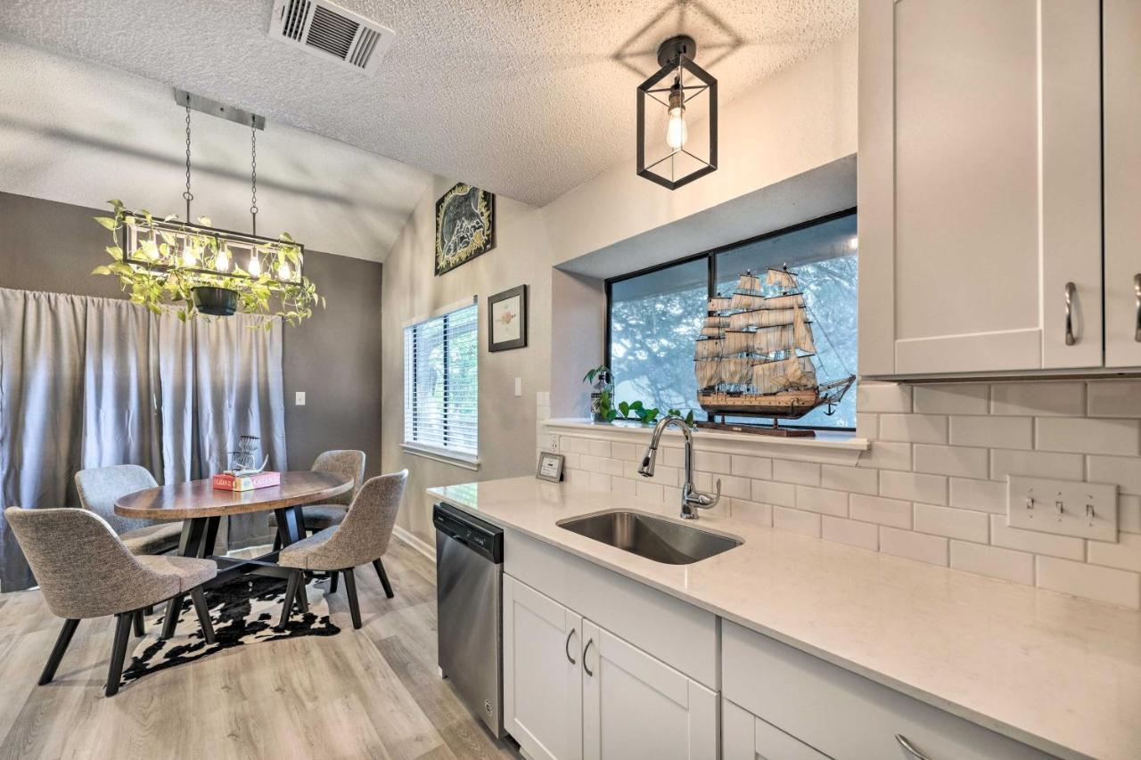 Вилла Gorgeous Austin Getaway With Fire Pit About 8 Mi To Dtwn Экстерьер фото